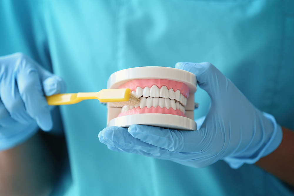 Kompleksowe leczenie stomatologiczne – odkryj drogę do zdrowych i pięknego uśmiechu.